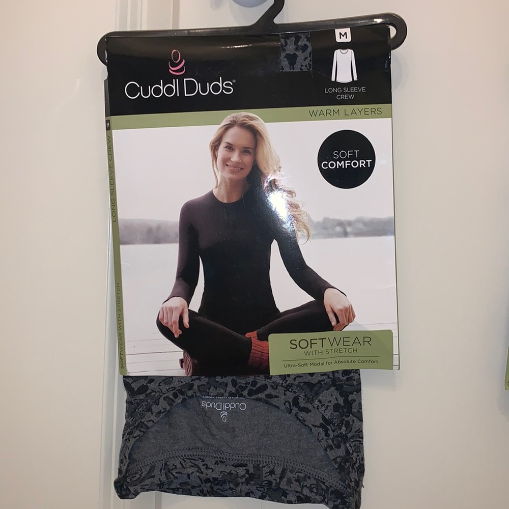 Cuddl Duds shirt / Medium /black and gray